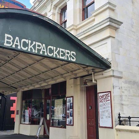 Empire Hotel Backpackers أومارا المظهر الخارجي الصورة