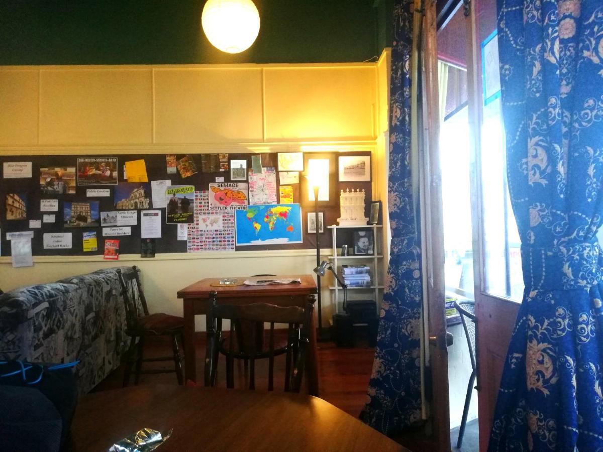 Empire Hotel Backpackers أومارا المظهر الخارجي الصورة